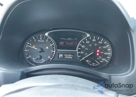 2014 Nissan Pathfinder S/Sv/Sl/Platinum z USA, uszkodzony, nr VIN 5N1AR2MM5EC693801